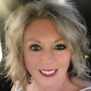 Meet your Posher, Stacey